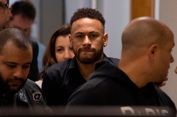 I know nothing about Barcelona transfer talks – Neymar denies all wrongdoing