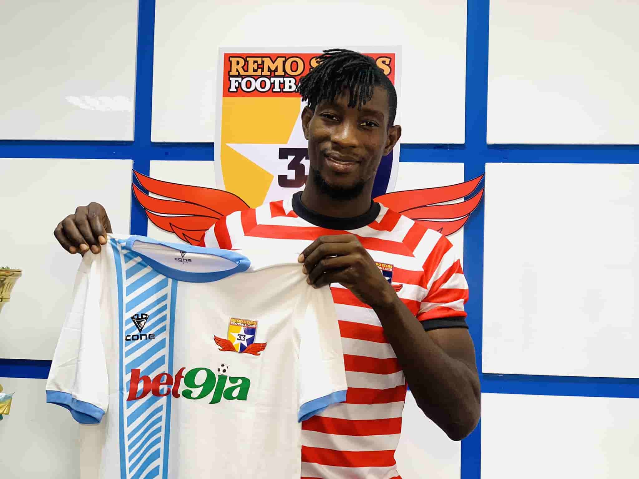 Remo Stars completes signing of NPFL star Franck Kwame