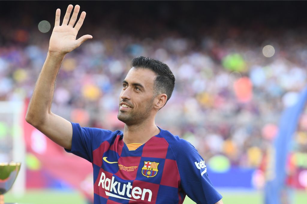 Barcelona captain Busquets identifies two players to succeed him