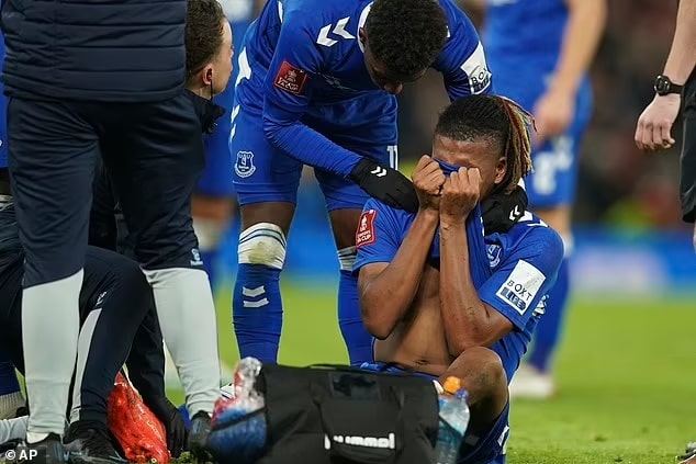 Lampard gives update on Iwobi's injury after FA Cup loss to Man Utd