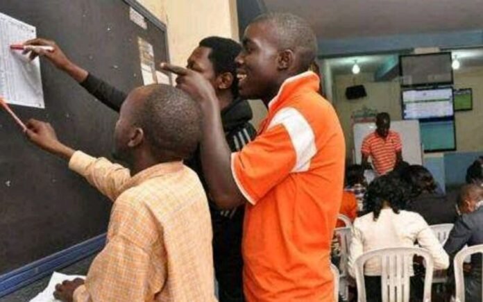 5 Reasons Nigerian Youths Increasingly Turn to Sports Betting