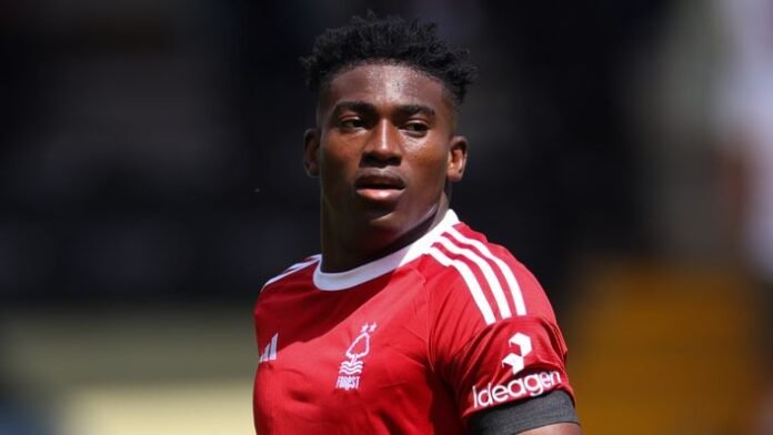 Nottingham Forest Striker Awoniyi Receives Valuable Advice From Wayne Rooney