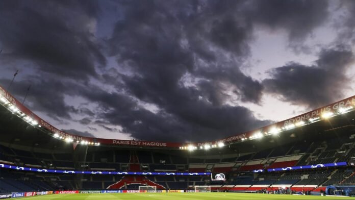 PSG's Auteuil Stand Closed as Punishment for Fans' Homophobic Chants