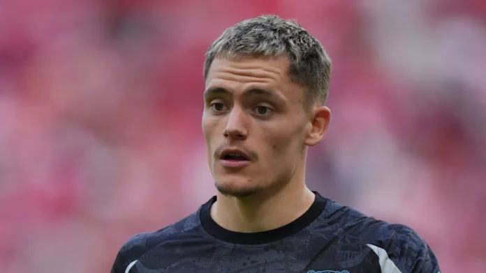 Florian Wirtz to Liverpool Liverpool transfer news Bayer Leverkusen midfielder Wirtz
